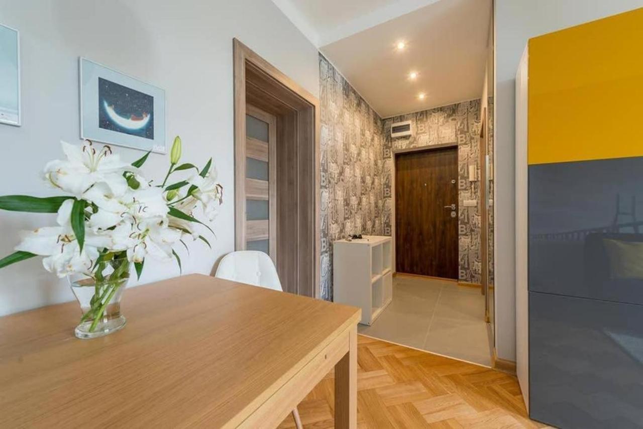 Modern And Cozy- Golden Apartments- Central Location Varsovie Extérieur photo